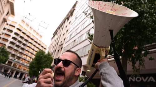 Κατεβάζει "ρολά" η χώρα την Τετάρτη: Πώς θα κινηθούν μετρό, λεωφορεία και τρόλεϊ - Τι θα γίνει με τα σχολεία