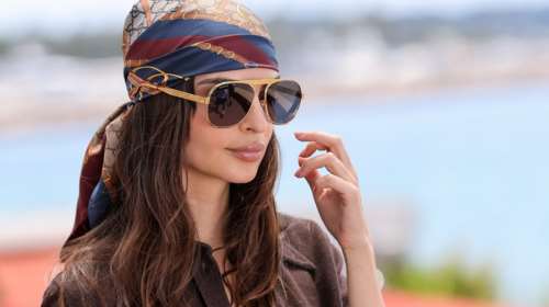 How to: Πώς θα φορέσεις το μεταξωτό μαντίλι αυτό το καλοκαίρι