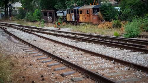 Συναγερμός στο Λιανοκλάδι: Εκτροχιασμός αμαξοστοιχίας με τρεις επιβαίνοντες