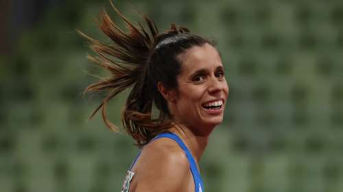 "Καρφιά" από την Κατερίνα Στεφανίδη για τη σημαία στην τελετή λήξης των Ολυμπιακών Αγώνων