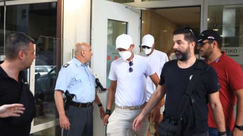 Ύδρα: Στον ανακριτή Πειραιά οι 13 συλληφθέντες για την πυρκαγιά -Τι αναφέρει η διαχειρίστρια εταιρεία
