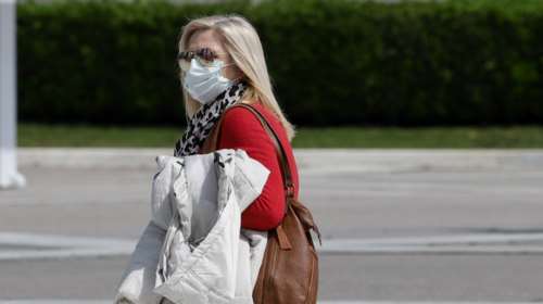 Τσιόδρας: Τοποθετηθήκαμε τώρα υπέρ της χρήσης μάσκας γιατί η κοινωνία ανοίγει