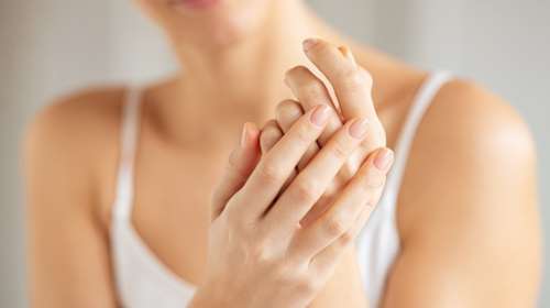 Κηλίδες Bier: Εάν παρατηρήσετε αυτά τα σημάδια στο δέρμα σας, ελέγξτε το συκώτι σας