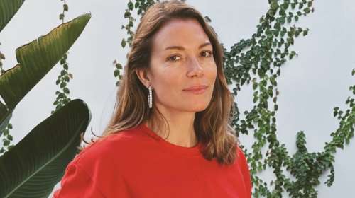 Mε τη Μπιάνκα πάντα στο πλευρό της - Η Βίκυ Καγιά τη φωτογραφίζει με πλεξούδα στα μαλλιά και μαύρο look