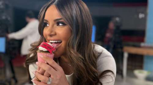 Για βάφλα η έγκυος Ελένη Τσολάκη στα νότια προάστια