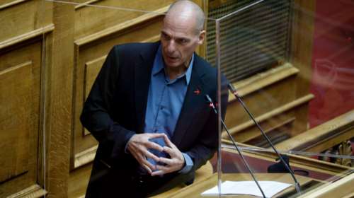 Ο Βαρουφάκης ζητά την &quot;απόλυση&quot; της φον ντερ Λάιεν: Δική της ευθύνη το εμβολιαστικό φιάσκο