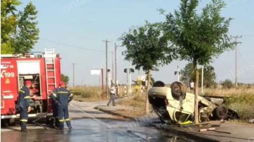 Τραγωδία στη Λάρισα: Ενας νεκρός από σφοδρότατη σύγκρουση τρένου με αυτοκίνητο [Εικόνες]
