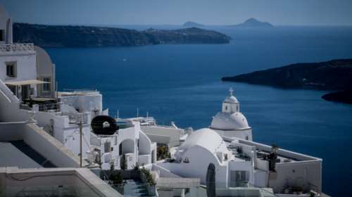 Welt: &quot;6 ελληνικά νησιά να τα ερωτευτείς&quot; - Οι Γερμανοί αποθεώνουν τις διακοπές στην Ελλάδα