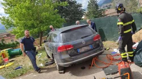 Τραγωδία στην Ιταλία: Νεκρό το ένα από τα πέντε παιδιά που τραυματίσθηκαν από αυτοκίνητο σε παιδικό σταθμό