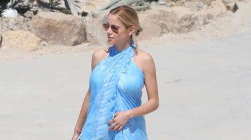 Η Δούκισσα Νομικού φόρεσε το πιο θηλυκό ολόσωμο μαγιό του καλοκαιριού