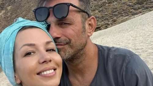 "Ίδια η Charlize Theron": Αγνώριστη η σύντροφος του Ντέμη Νικολαΐδη, Αλεξάνδρα Νικολαΐδου