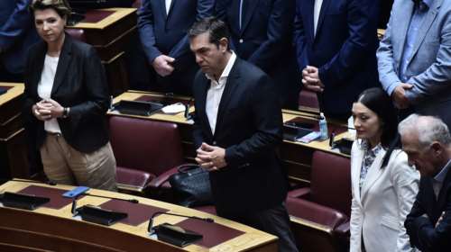 Τροπολογία ΣΥΡΙΖΑ στη Βουλή για το &quot;πόθεν έσχες&quot;: Να συμπεριλαμβάνονται στις δηλώσεις και οι ρυθμίσεις δανείων