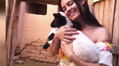 Μαρία Κορινθίου: &quot;Τα άλογα είναι δάσκαλοι ζωής&quot; - &quot;Ήθελα η κόρη μου να μεγαλώσει με αγάπη για τα ζώα&quot;