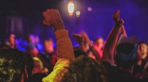 Θεσσαλονίκη: Κορονοπάρτι σε βίλα - Πρόστιμο 50.000 ευρώ στην 46χρονη ιδιοκτήτρια