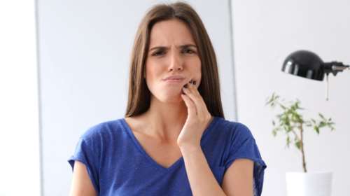 5 (αναπάντεχοι) λόγοι για τον πόνο στα δόντια