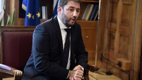 Παρέμβαση Ανδρουλάκη για την 12χρονη: Θλίβομαι για τα ΜΜΕ και ορισμένα κόμματα όπως χειρίζονται την υπόθεση