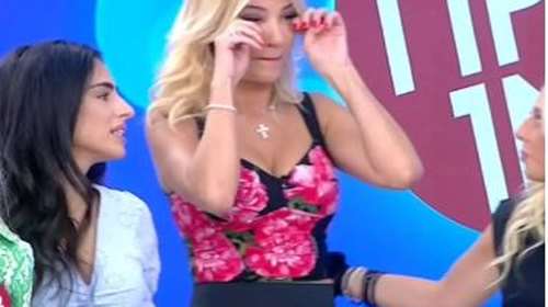 Φαίη Σκορδά: Επισημοποιήθηκε ο χωρισμός - Με... 50 λέξεις την αποχαιρετά ο ΑΝΤ1