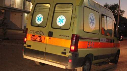 Θεσσαλονίκη: Κυνηγούσε την αδερφή του να υπογράψει μια δήλωση και αυτή έπεσε από τη σκάλα και έσπασε το πόδι της