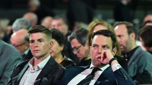 Γιατί ο Τάιλερ έχει νεύρα και... γκρινιάζει στον Κασσελάκη για το νέο σπίτι τους στο Κολωνάκι