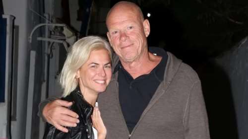 Η Χριστίνα Κοντοβά και ο Τζώνη Καλημέρης στην πρώτη τους κοινή εμφάνιση μετά τον χωρισμό τους