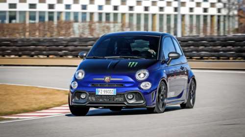 Στην Ελλάδα τα νέα Abarth 595 Monster Energy Yamaha &amp; 595 Scorpioneoro - Τιμές