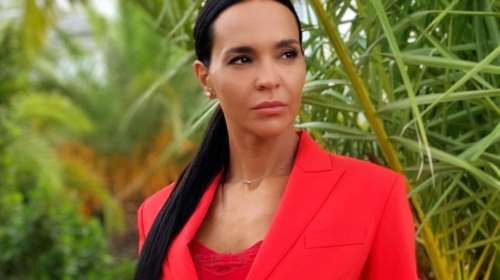 Οργισμένη η Νικολέττα Καρρά για το νεκρό άλογο στην Κέρκυρα: "Δεν αντέχω τόση ντροπή... τέρατα"