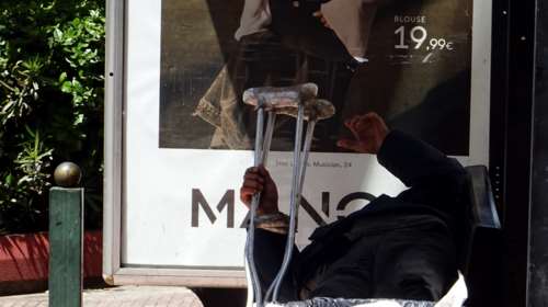 Ειδικές πλατφόρμες πρόσβασης των ΑμΕΑ σε 156 στάσεις Μέσων Μεταφοάς