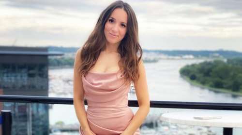 Καλομοίρα: &quot;Έλεγαν ότι παράτησα τα παιδιά και την οικογένειά μου για την καριέρα - Έπρεπε να πάω σε ψυχολόγο&quot;