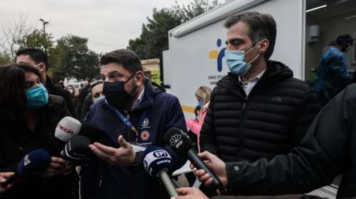 Για αυτοψία στη Δυτική Αττική ο Χαρδαλιάς: Δεν ξέρουμε τι θα συμβεί τα Χριστούγεννα