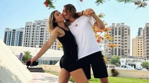 Το τρυφερό όνειρο της Μπαντόσα για τον Τσιτσιπά: &quot;Είχαμε μια πολύ ρομαντική στιγμή, αλλά… το αφήνω εκεί&quot;