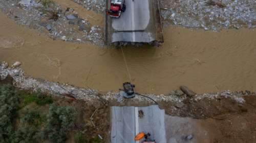 Υδροδοτείται μερικώς ο Βόλος, αλλά το νερό δεν είναι πόσιμο - Κατεστραμμένο το οδικό δίκτυο στο Πήλιο