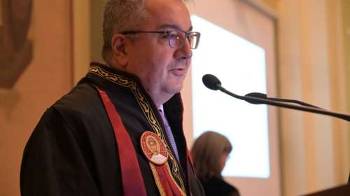 Επίτιμος διδάκτορας του Πανεπιστημίου Πελοποννήσου ο Ηλίας Μόσιαλος