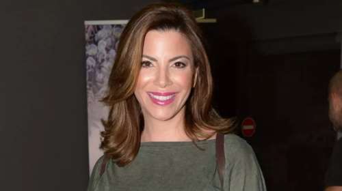 Αγνώριστη η Αντελίνα Βαρθακούρη: Η νέα ανανεωμένη εμφάνισή της