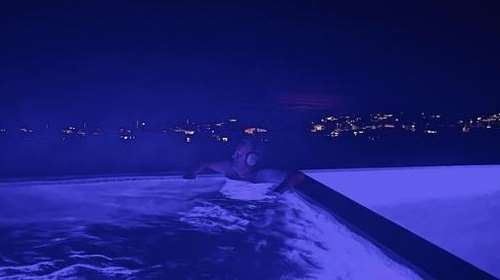 Μάθιου Πέρι - Τραγική ειρωνία: Η τελευταία φωτογραφία πριν από τον θάνατό του ήταν στο τζακούζι