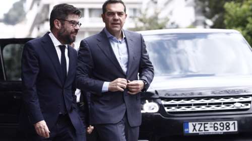 Γιώργος Λιάγκας κατά Αλέξη Τσίπρα: &quot;Με έχει στοιχειώσει το Range Rover - Αναρωτιούνται όλοι γιατί πήρε 20%&quot;