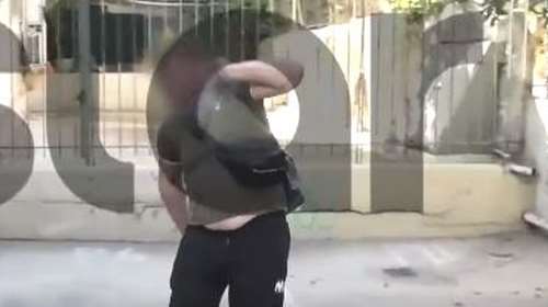 Άνω Πατήσια: Σύλληψη διαρρήκτη μπροστά στην κάμερα - Aκινητοποιήθηκε από πολίτες και ρεπόρτερ [Βίντεο]