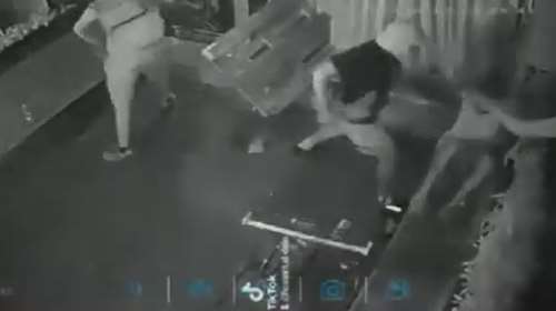 &quot;Νύχτα Κρυστάλλων&quot; στη Λεμεσό: Ρατσιστές επιτέθηκαν και σε άστεγο την ώρα που κοιμόταν