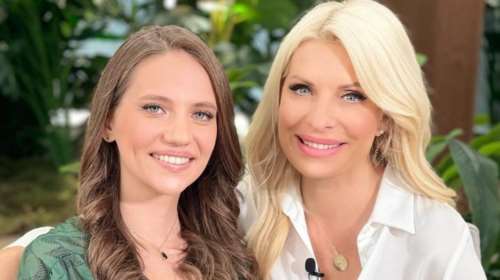 Το στιλ της Φωτεινής Παπαθεοδώρου: Τα items που δεν αποχωρίζεται η πρωταγωνίστρια της σειράς &quot;Μαύρο Ρόδο&quot;