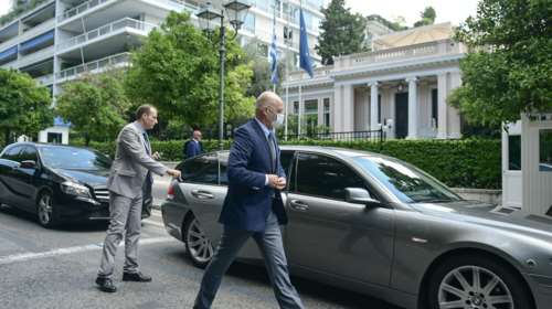 Διπλωματικές πηγές: Μπαράζ επαφών Δένδια πριν τη συνάντηση με Πομπέο στη Βιέννη - Ενημερώνει και αμερικανούς γερουσιαστές