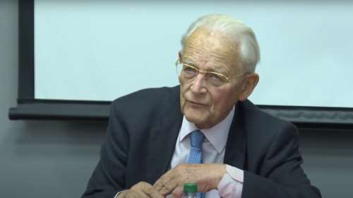 Αλέν Τουρέν: Πέθανε σε ηλικία 97 ετών ο εμβληματικός Γάλλος κοινωνιολόγος