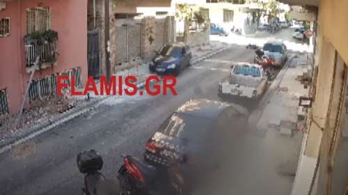 Τροχαίο σοκ στην Πάτρα: Οδηγός παραβιάζει στοπ και εκτοξεύει δικυκλιστή στον αέρα - Σφοδρή η σύγκρουση [βίντεο]