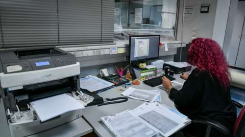 Στα 2,5 δις. ευρώ ο &quot;λογαριασμός&quot; των μέτρων στήριξης – Νομοθετείται ο &quot;Τειρεσίας&quot; του Δημοσίου