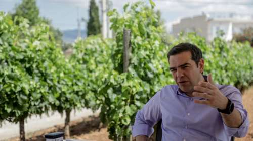 Τσίπρας στην Καθημερινή: Ο κ. Μητσοτάκης έφερε την ύφεση πριν τον κορονοϊό - Η διαπλοκή πλέον είναι αγριότερη