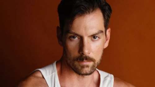 &quot;Οικογενειακή&quot; έξοδος στο θέατρο για τον Γιάννη Κουκουράκη