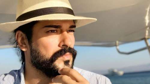 Μπουράκ Οζτσιβίτ: Μας εξέπληξε με το νέο look του