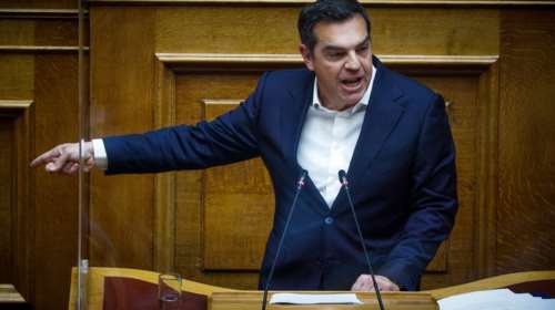 Τσίπρας: Η κυβέρνηση Μητσοτάκη βάζει στο στόχαστρο τους ανθρώπους του Πολιτισμού γιατί τους φοβάται