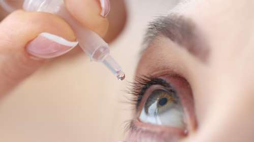 Σταγόνες για την πρεσβυωπία αντί για γυαλιά ή χειρουργείο - Τι δείχνει νέα μελέτη