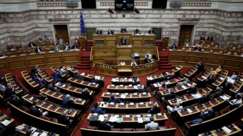 Αυτοί είναι οι βουλευτές - γιατροί που ρίχνονται στη μάχη κατά της πανδημίας - Από ΝΔ, ΣΥΡΙΖΑ, ΚΚΕ, Ελληνική Λύση