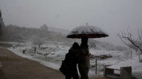 Σάκης Αρναούτογλου: "Εμμονικός" ο καιρός με βοριάδες και τσουχτερό κρύο μέχρι τα Χριστούγεννα [Βίντεο]