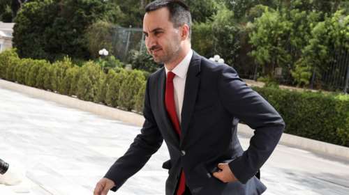 Χαρίτσης: Εάν θέλει ο κ. Σκέρτσος να τοποθετείται ως απλός πολίτης, ας τον αποπέμψει ο πρωθυπουργός